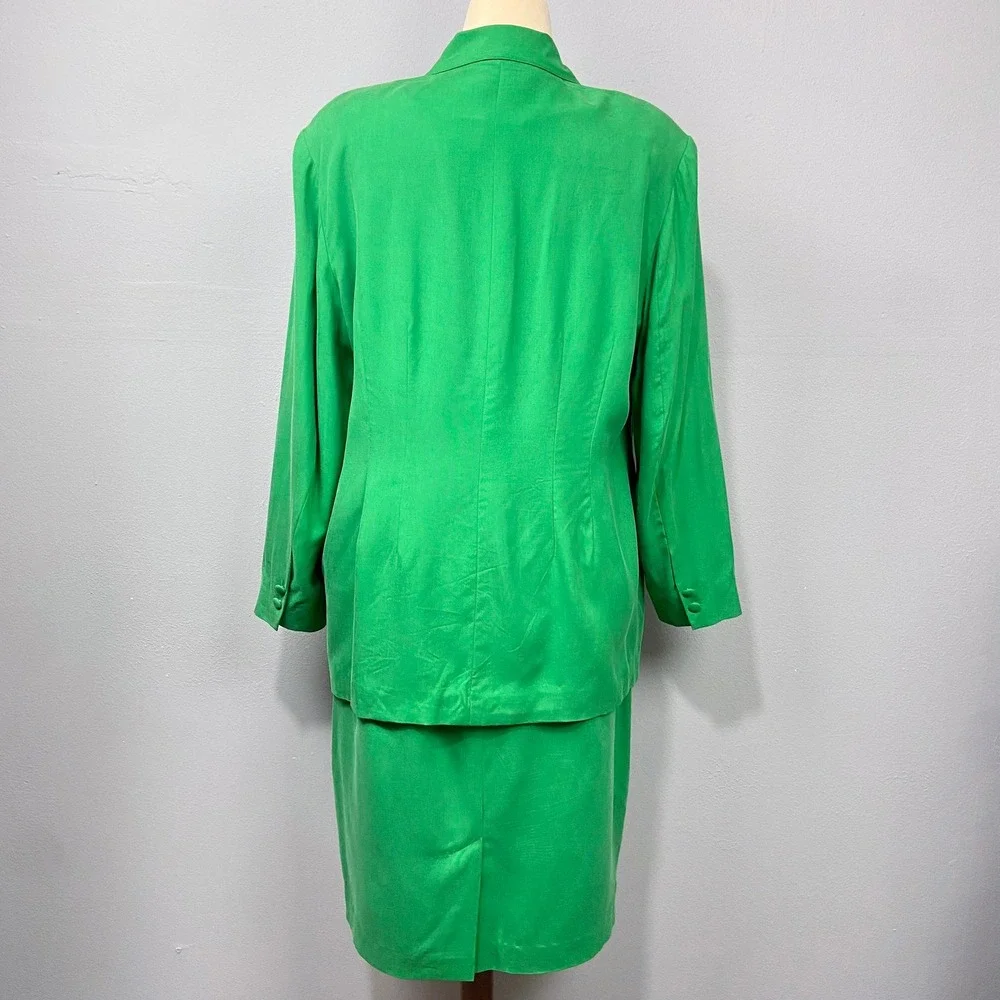 Vintage 80s Apart Skirt Suit Sz 16 Green Silk Power Bold Maximalist Matching Set